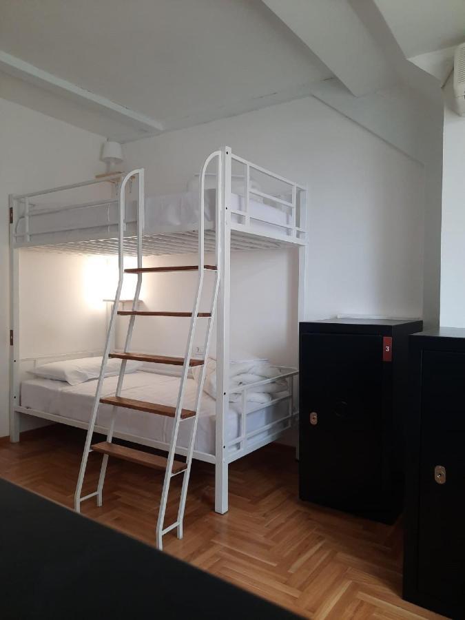 New Generation Hostel Prague Center エクステリア 写真