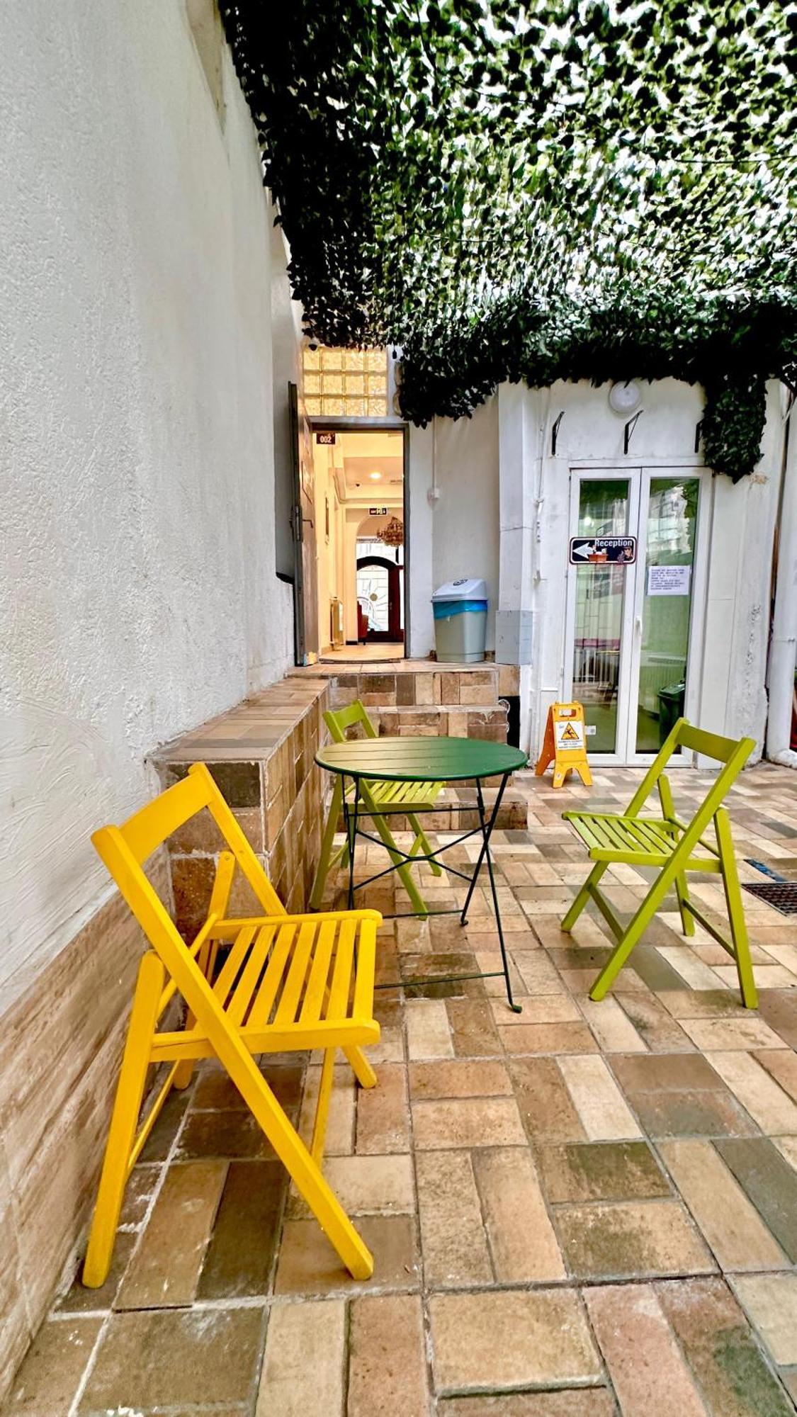 New Generation Hostel Prague Center エクステリア 写真
