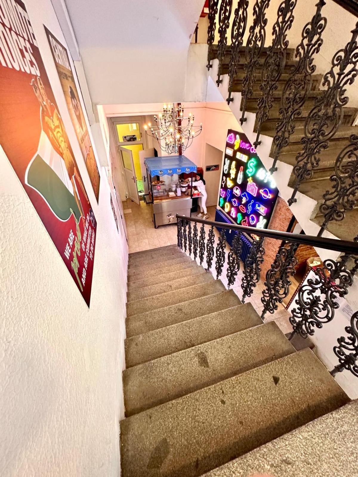 New Generation Hostel Prague Center エクステリア 写真